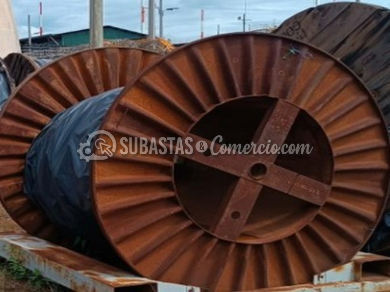 Cable de instrumentación y media tensión aprox: 15.007,97 m   461 ft